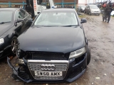 AUDI A4 B8 2.0 TDI CAG SALOON 4 DOOR MANUAL 2008-2012 CENTRE AIR VENTS 2008,2009,2010,2011,2012AUDI A4 B8 2008-2012 CENTRE AIR VENTS      GOOD