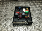 VOLKSWAGEN VW GOLF PLUS 2009-2014 FUSE BOX (IN ENGINE BAY) 2009,2010,2011,2012,2013,2014VW GOLF PLUS 2009-2014 1.4 TFSI FUSE BOX (IN ENGINE BAY) 1K0937125D - CAX CAXA      Used