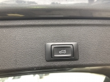 AUDI A4 B9 2015-2019 TAILGATE BUTTON LZ7S 2015,2016,2017,2018,2019AUDI A4 B9 2015-2019 ELECTRIC TAILGATE BUTTON      Used