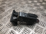 AUDI A3 8P 5DR 2008-2012  GLOW PLUG CONTROL MODULE/RELAY 2008,2009,2010,2011,2012AUDI A3 8P 5DR 2008-2012 2.0 TDI RADIATOR FAN RELAY 038907281D      Used