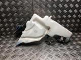 AUDI A4 B8 ESTATE 2012-2015 WASHER BOTTLE & MOTOR 2012,2013,2014,2015AUDI A4 B8 2012-2015 WASHER BOTTLE & MOTOR 8T0955453B      Used