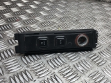 SEAT EXEO 2010-2013 USB/AUX INPUT 2010,2011,2012,2013SEAT EXEO 2010-2013 USB/AUX/TYRE PRESSURE SWITCH 3R0863284      Used