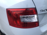 SKODA OCTAVIA 2013-2016 REAR/TAIL LIGHT - PASSENGER SIDE 2013,2014,2015,2016SKODA OCTAVIA MK3 HATCH 2013-2016 REAR/TAIL LIGHT - PASSENGER SIDE      Used