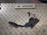 FIAT PUNTO 3 DOOR HATCHBACK 2010-2014 ACCELERATOR PEDAL 2010,2011,2012,2013,2014FIAT PUNTO EVO MK3 VAUXHALL CORSA D ACCELERATOR THROTTLE PEDAL 55702021 55702021     Used