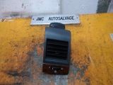 MERCEDES VIANO VAN 1996-2003 CENTRE AIR VENTS 1996,1997,1998,1999,2000,2001,2002,2003MERCEDES VITO VIANO W638 DRIVERS RIGHT DASHBOARD AIR VENT BLOWER 6388311060 6388311060     Used