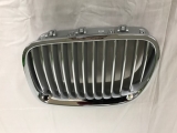 BMW F10 5 SERIES 2010-2016 KIDNEY GRILLES SET (PAIR) 2010,2011,2012,2013,2014,2015,2016BMW F10 5 SERIES 2010- GRILLE SET RIGHT AND LEFT CHROME FRAME TITAN SLATS NEW   GRILLE SET BMW F10 5 SERIES    BRAND NEW