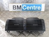BMW E46 SALOON 4 DOOR SALOON 1998-2007 CENTRE AIR VENTS 1998,1999,2000,2001,2002,2003,2004,2005,2006,2007BMW E46 3 SERIES CENTRE DASHBOARD AIR VENTS BLACK FACELIFT        Used