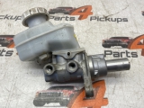 Mitsubishi L200 2015-2019 2.4  BRAKE MASTER CYLINDER 4625A457. 828. 2015,2016,2017,2018,20192017 Mitsubishi L200 Brake Master Cylinder 4625A457 2015-2019 4625A457. 828. `Great Wall Steed Brake master cylinder 38k miles 2015-2016    GOOD