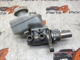 Mitsubishi L200 2015-2023 2.4  Brake Master Cylinder 4625A457. 830. 2015,2016,2017,2018,2019,2020,2021,2022,20232016 Mitsubishi L200 Warrior Brake Master Cylinder 4625A457 2015-2023 4625A457. 830. `Great Wall Steed Brake master cylinder 38k miles 2015-2016    GOOD