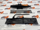 Nissan Navara Outlaw 2005-2010 JACK SET 663.  2005,2006,2007,2008,2009,20102006 Nissan Navara D40 Jack Set 2005-2015 663.  Mitsubishi L200 4life 134bph 2006-2015 Jack Set jack bottle jack lift sissor jack lift tool kit    GOOD