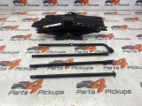 Ford Ranger Limited 2012-2023 JACK SET 809. 2012,2013,2014,2015,2016,2017,2018,2019,2020,2021,2022,20232016 Ford Ranger Limited Complete Jack Set 2012-2023 809. Mitsubishi L200 4life 134bph 2006-2015 Jack Set jack bottle jack lift sissor jack lift tool kit    GOOD