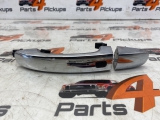 Ford Ranger Limited 2012-2022 DOOR HANDLE EXTERIOR (FRONT PASSENGER SIDE) Silver 655.  2012,2013,2014,2015,2016,2017,2018,2019,2020,2021,20222020 Ford Ranger Limited Passenger Front Exterior Chrome Door Handle 2012-2022  655.  Mitsubishi L200 Barbarian 2016-2019 Door Handle Exterior front Passenger Side catch     GOOD