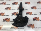 Volkswagen Amarok Highline 2010-2021 2.0 HUB WITH ABS (FRONT DRIVER SIDE)  2010,2011,2012,2013,2014,2015,2016,2017,2018,2019,2020,2021Volkswagen Amarok Drivers Front Hub With Abs Sensor 2010-2021  mitsubishi l200 FRONT DRIVER SIDE HUB with abs 2006-2012     GOOD