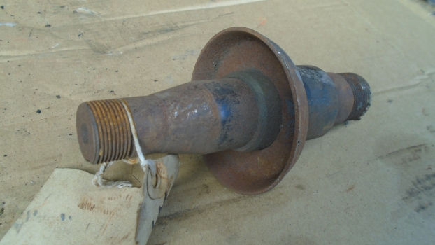 Westlake Plough Parts – Howard Rotavator Wheel Axel 335331 