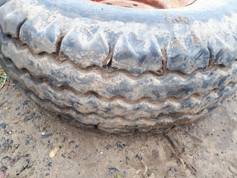 Westlake Plough Parts – Ransomes Implement wheel used 5 stud 10.00x12 