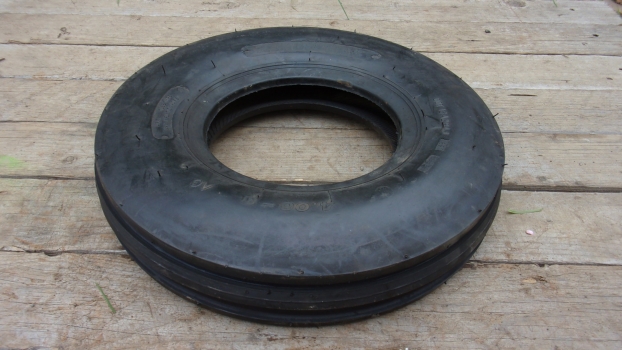 Westlake Plough Parts – Hayturner Tractor Implement Kings Tire 4.00-8 Tyre 