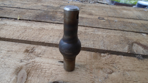 Westlake Plough Parts – Dowdeswell Plough Auto Reset Pin Ball 274700 