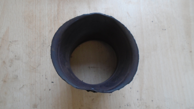 Westlake Plough Parts – Kuhn Spreader Part Rubber Gator R2020113 