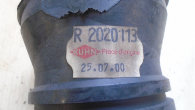 Westlake Plough Parts – Kuhn Spreader Part Rubber Gator R2020113 
