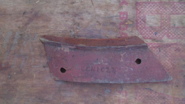 Westlake Plough Parts – RANSOMES PLOUGH UCN CAST SHIN 1023 RH 