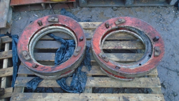 Westlake Plough Parts – Dexter Tractor Rear Weight Set With Clamp Castings 