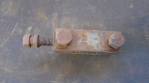 Westlake Plough Parts – RANSOMES PLOUGH REVERSIBLE LATCH CASTING PBA0776 USED 