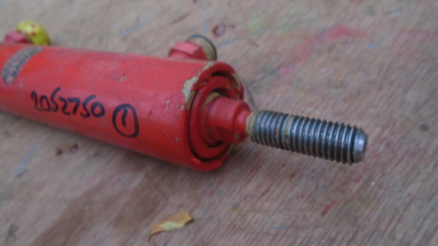 Westlake Plough Parts – Kuhn Part Ram 2052750 
