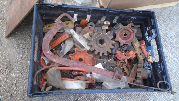 Westlake Plough Parts – Allis Chalmers Baler Assorted Crate Lucky Dip 