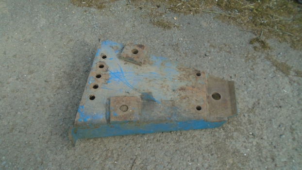 Westlake Plough Parts – Ford Tractor Drawbar Frame 