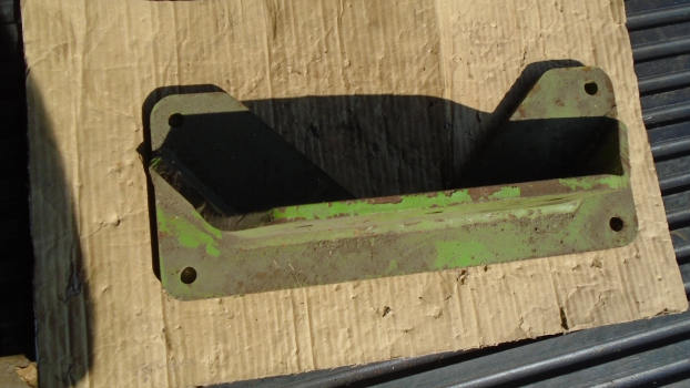 Westlake Plough Parts – Howard Dowdeswell Rotavator Power Harrow Welded Bracket 3 Top Holes Green 