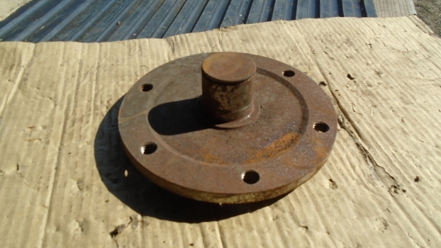Westlake Plough Parts – Howard Dowdeswell Rotavator Stub Axle 67930 