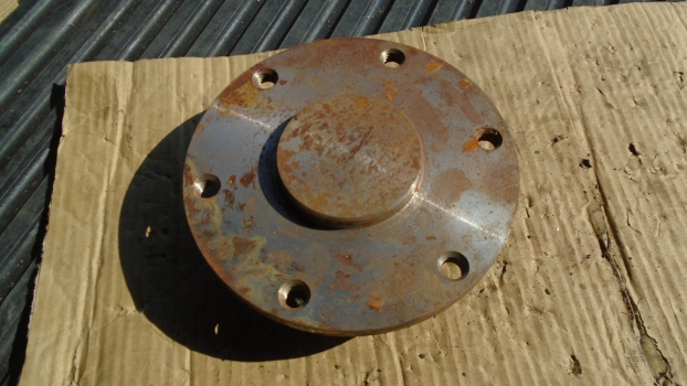 Westlake Plough Parts – Howard Dowdeswell Rotavator Stub Axle 67930 