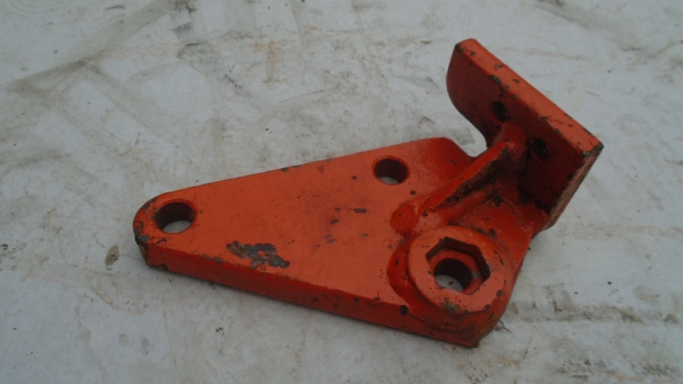 Westlake Plough Parts – Howard Rotavator 3 Bolt Bracket 66423 
