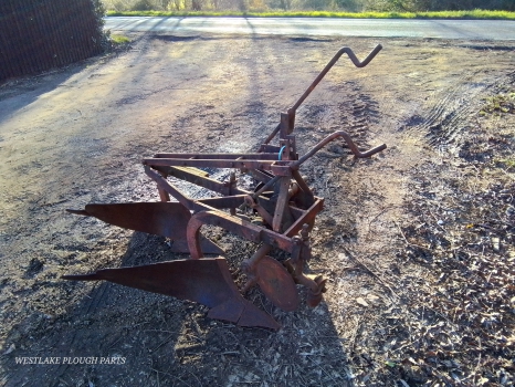 Westlake Plough Parts – Ransomes Robin Epic Bodies Complete With Depth Wheel 