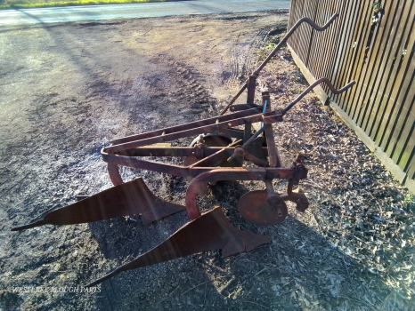 Westlake Plough Parts – Ransomes Robin Epic Bodies Complete With Depth Wheel 