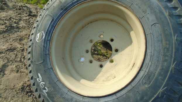 Westlake Plough Parts – Tractor Implement Trailer Tyre 12x16.5 Goodyear Super Single 