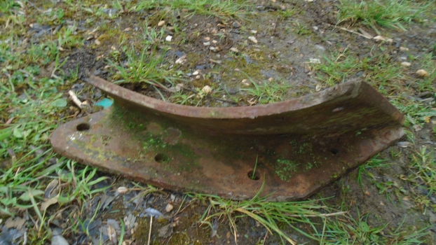 Westlake Plough Parts – Ferguson Plough Semi Digger Frog Rh (213) 