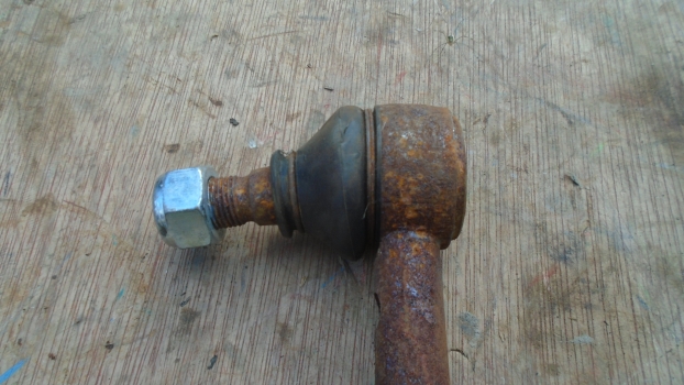 Westlake Plough Parts – Standen Sugar Beet Harvester Track Rod End Split Rubber 