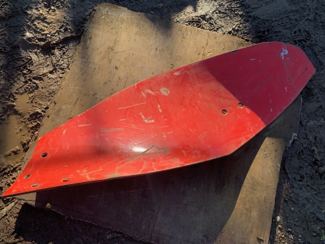Westlake Plough Parts – Kverneland Plough No.28 Mouldboard Genuine LH 083229 