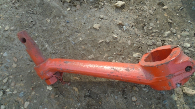 Westlake Plough Parts – Nuffield Tractor Top Arm Hydraulic Lift Orange 