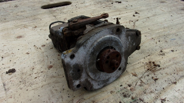 Westlake Plough Parts – Simms Tractor Implement Injector Pump 4 Cylinder (b) 