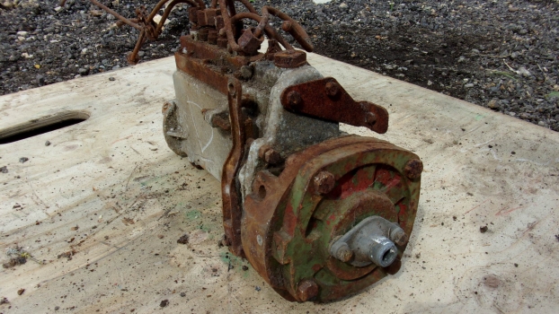 Westlake Plough Parts – Simms Tractor Implement Minimec 6 Cylinder Injector Pump (d) 