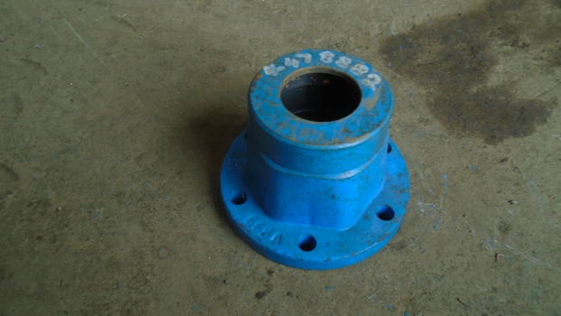 Westlake Plough Parts – Lemken Plough Disc Hub 447882 