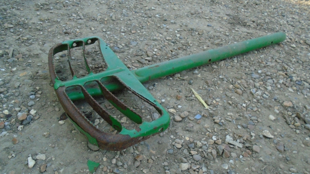 Westlake Plough Parts – John Deere Tractor Combine Cab Step Green 