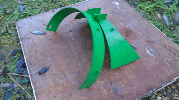 Westlake Plough Parts – John Deere Tractor Combine Implement Tin Folding Panel Az64645 