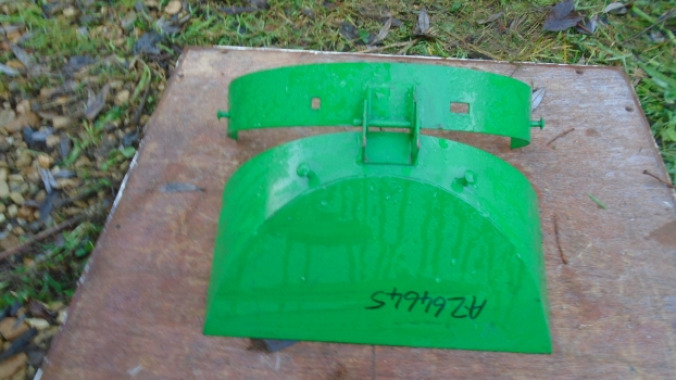 Westlake Plough Parts – John Deere Tractor Combine Implement Tin Folding Panel Az64645 