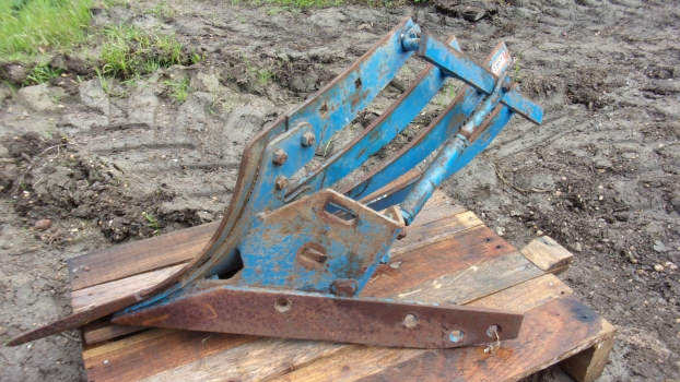 Westlake Plough Parts – Rabewerk Plough Slatted Mouldboard Assembly 