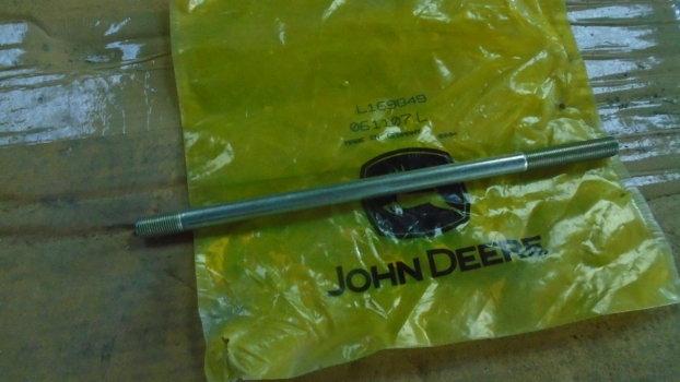 Westlake Plough Parts – John Deere Tractor Combine Threaded Pin L169849 