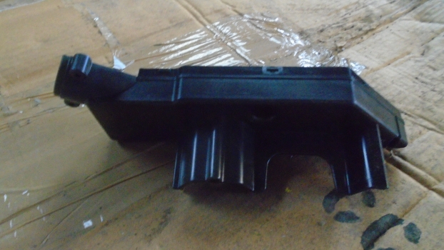 Westlake Plough Parts – John Deere Tractor Combine Plastic Cover L102314 
