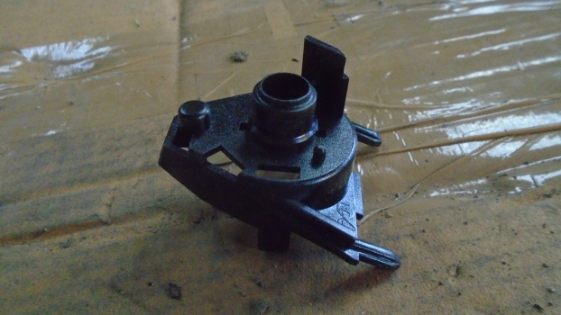 Westlake Plough Parts – John Deere Tractor Combine Small Plastic Housing L78495 
